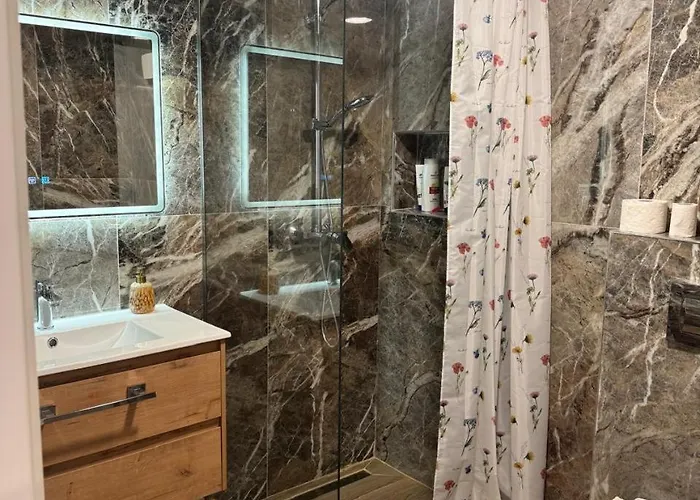 Seaside Garden Duplex