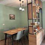 Seaside Garden Duplex شقة *