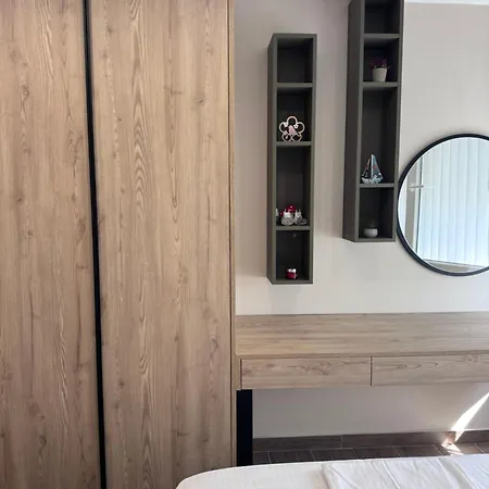 公寓 Seaside Garden Duplex 格勒姆
